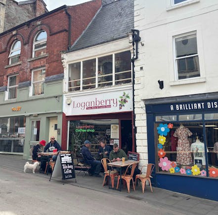 26 High Street, Stroud, Retail To Let - Ext.jpg