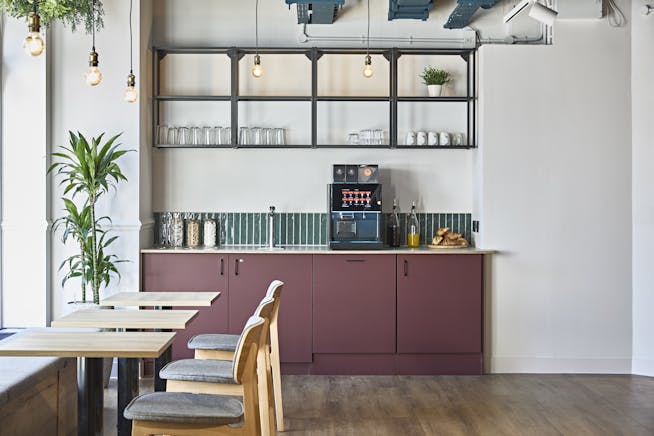 Serviced Offices - Avenue HQ, 10-12 East Parade, Leeds, Offices To Let - Copy of AvenueHQ_11.25_0429.jpg