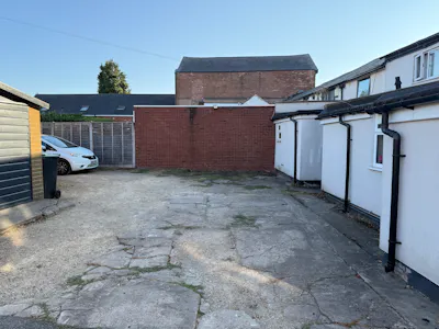 76 Birmingham Road, Bromsgrove, Retail To Let - IMG_3028.JPG