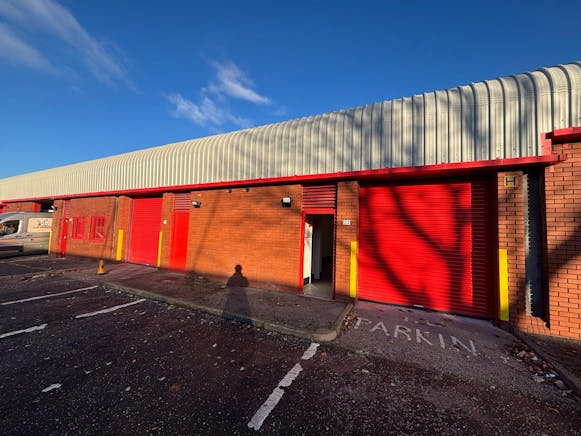 London Road Industrial Estate, Arrol Place, Glasgow, Industrial / Other To Let - PHOTO20251201172530 5.jpg