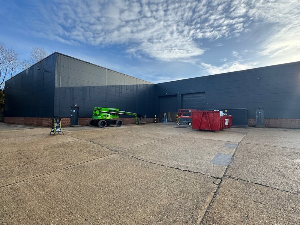 Unit 16 The Birches Industrial Estate, Hills Road, East Grinstead, Warehouse To Let - 7246 16 The Birches  3 05122025.jpg