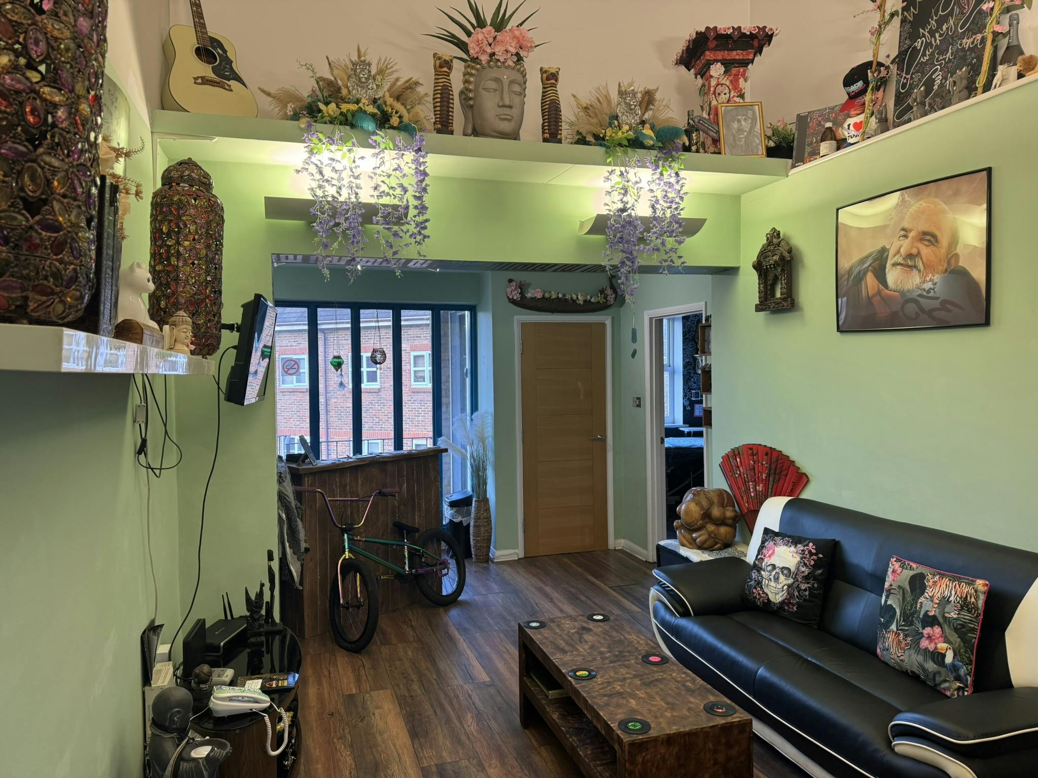 10B Robin Hood Road, Woking, Offices To Let - IMG_6337.JPEG