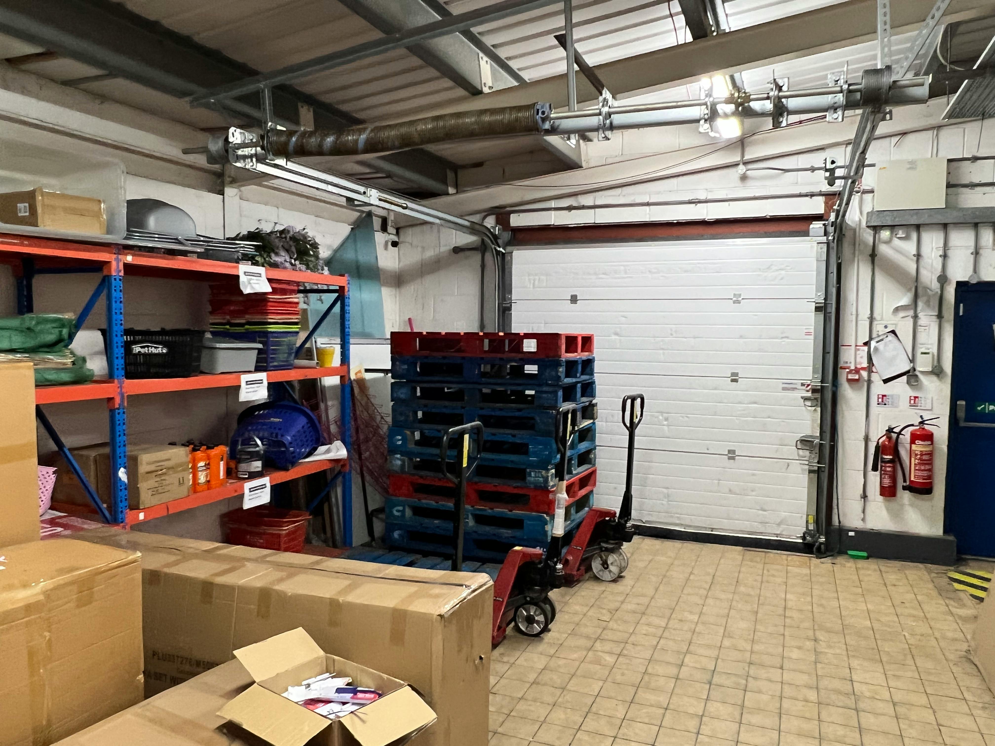 Unit D, The Victoria Centre, Consett, Retail To Let - IMG_1721.jpeg