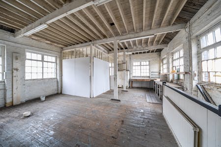 11 Blackburn Road, London, Land For Sale - 13773217691348f2455ea.jpg