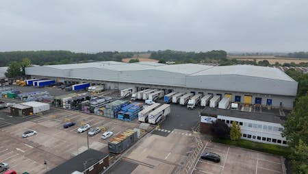 Big Berry, West Stone, Droitwich, Industrial/Logistics To Let - dji_fly_20250724_090938_0048_1753357615008_photo.jpg