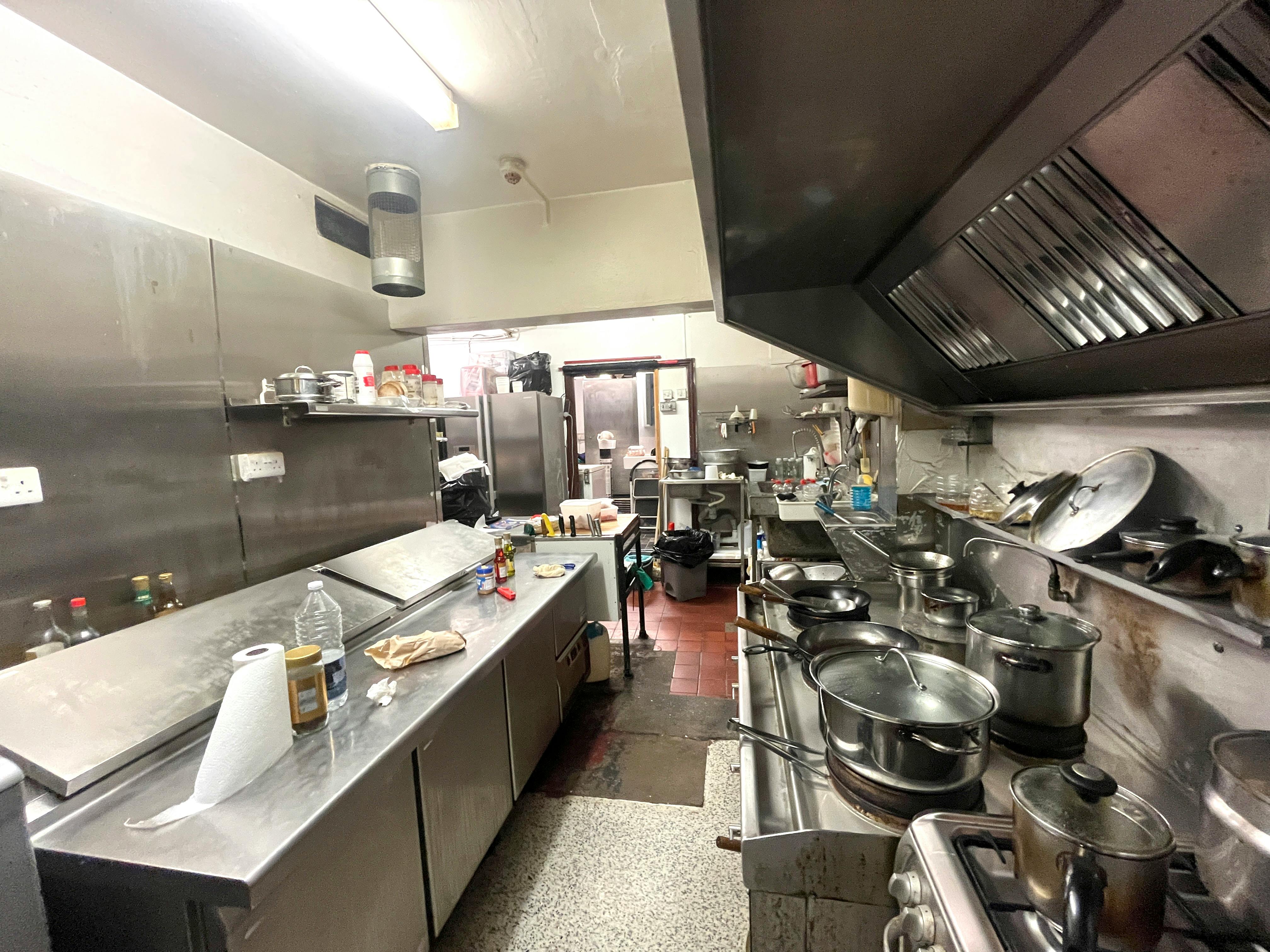 Retail/Shop in Bournemouth - photo 3