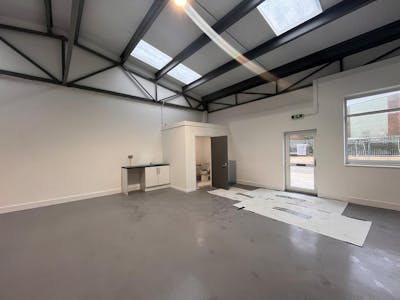 Units 1-4 The Point, Aylesbury, Industrial To Let - WhatsApp Image 202512.jpeg