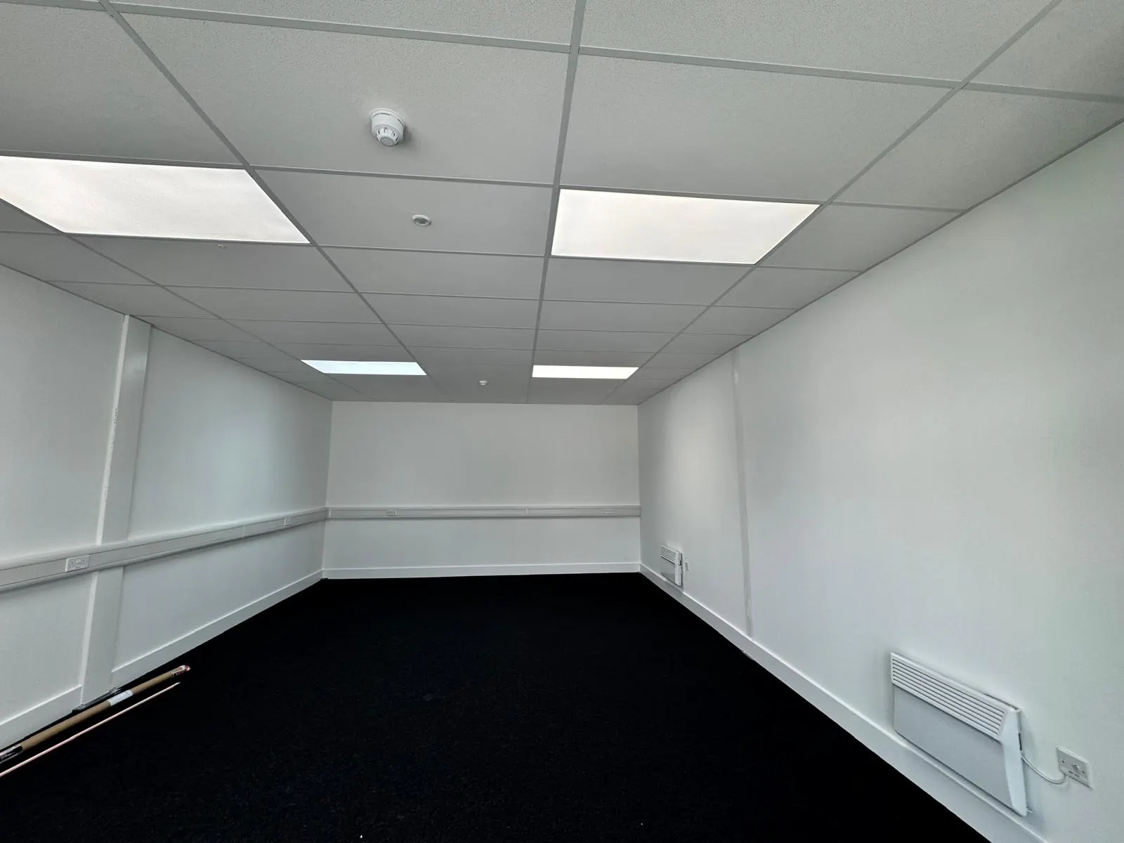 Unit 6 Aylesbury Enterprise Park, Stocklake, Industrial / Industrial To Let - 20260909_105911000_iOS 5.jpg