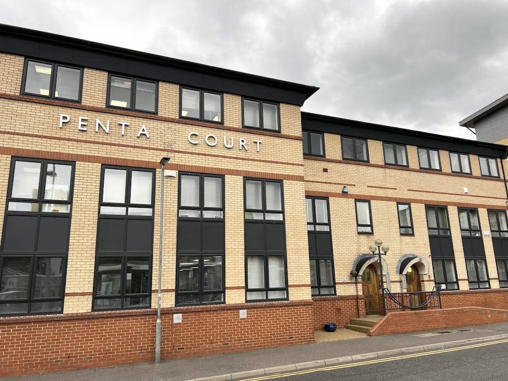Top Floor, 5 Penta Court, Penta Court, Station Road - IMG_3948.jpg