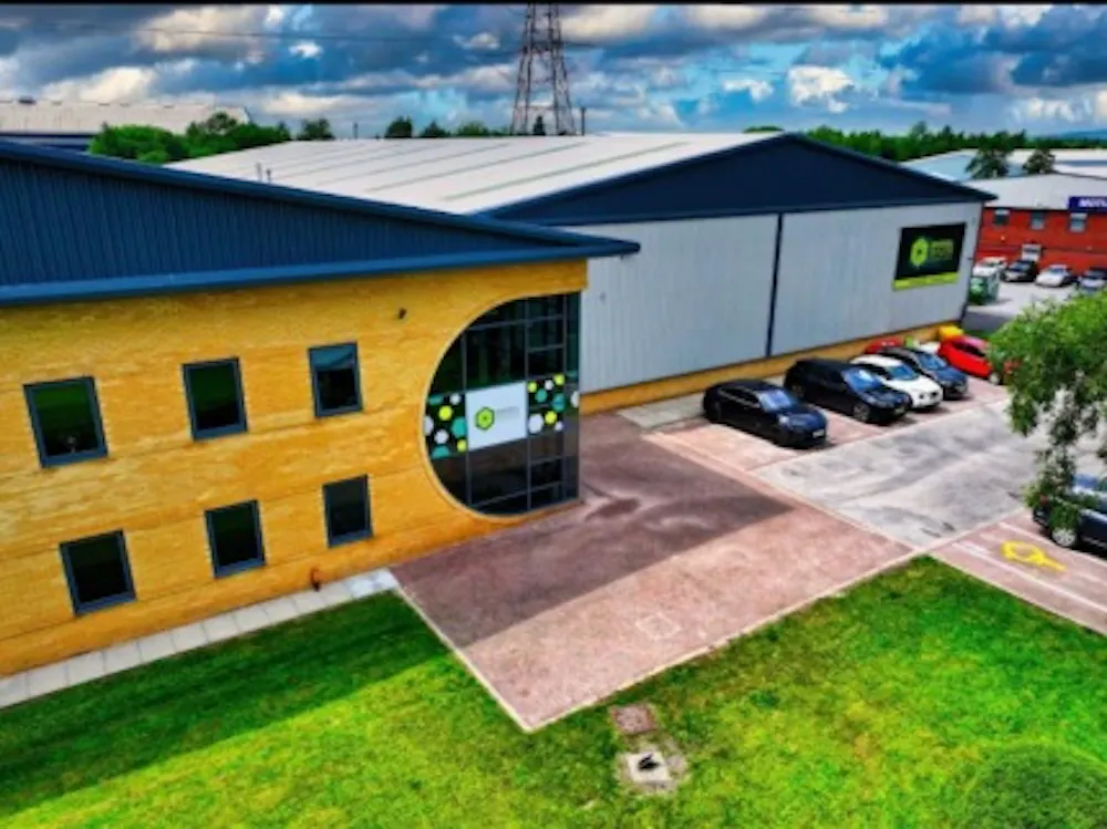 Unit 17, Oldham Broadway Business Park - 2.jpg