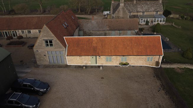 Simmons Barn, Churchfield Farm, Oundle, Offices To Let - Simmons Barn.jpg