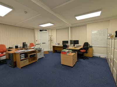 1 High Street & 18 Park Street, Guildford, Office To Let / For Sale - 1000007404.jpg