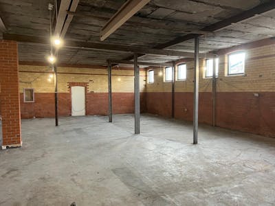 Unit 2A, Warrington, Showroom To Let - internal 2.jpg