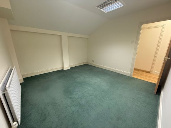 4 Victoria Court, Wickford, Industrial / Office To Let - WhatsApp Image 20251212 at 085514.jpeg