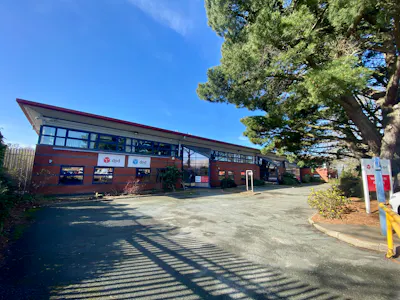 Units 1 - 4, Vector Point, Crawley, Warehouse To Let - IMG_9827.jpeg