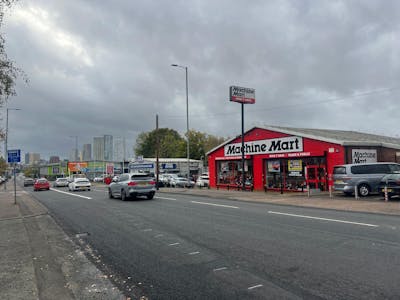209 Bury New Road, Manchester, Leisure / Retail / Industrial / Warehouse To Let / For Sale - PHOTO20251104142601 1jpg7.jpg