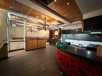 57-58 Chalk Farm Road, London, Leisure To Let - 20260529_093011165_iOS.jpg