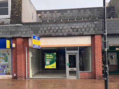 44 High Street, Wickford, Retail To Let - IMG_0370.jpeg