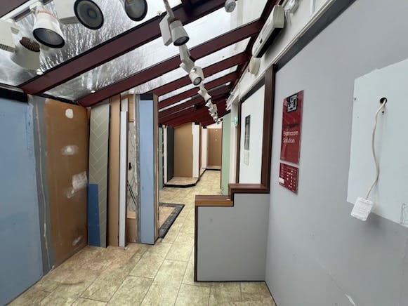 159 Stanley Road, Teddington, Industrial Lease Assignment - 7.jpg 159 Stanley Road, Teddington, Industrial Lease Assignment - 7.jpg