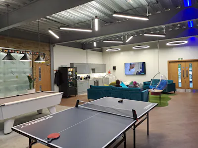 Unit A, Oakhurst Business Park, Horsham, Industrial/Logistics / Warehouse / Industrial / Warehouse To Let - 20260518_145254.jpg