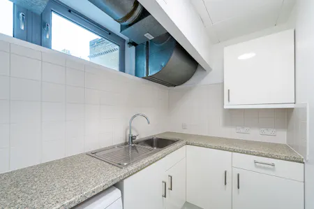 1 Bell Street, London, Office To Let - mj-associates-1-bell-street-77.jpg