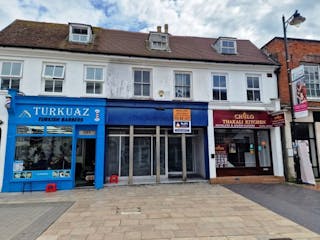 17A London Street, Basingstoke, Retail To Let - London Street 17a Picture2  17 06 2024.jpg