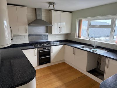 271 High Street, St. Albans, Industrial/Logistics / Open Storage To Let - WhatsApp Image 2026-01-27 at 11.06.42 AM (6).jpeg