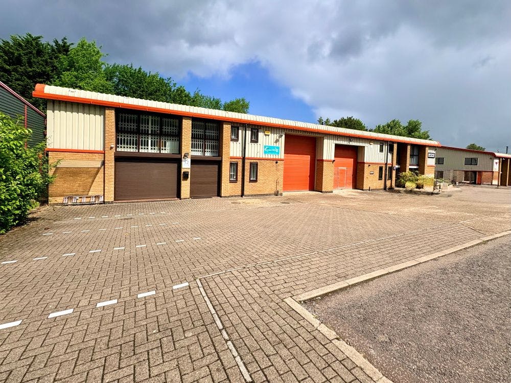 Unit 10 Stirling Business Park, Buckingham, Industrial / Office To Let - IMG_0200.jpg