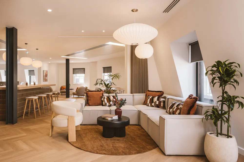8 Bloomsbury Street - 1