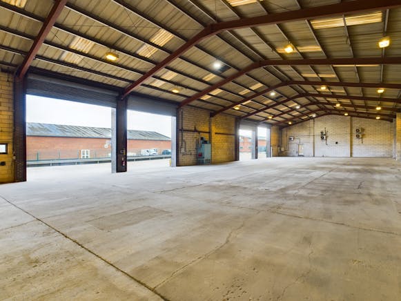 Unit 13A, Evesham To Let - CAM04581G0-PR0017-STILL003 (1).jpg