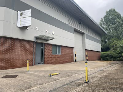 Unit 8 Magnum Trade Park, Rochdale, Industrial / Warehouse To Let - IMG_5719.JPEG