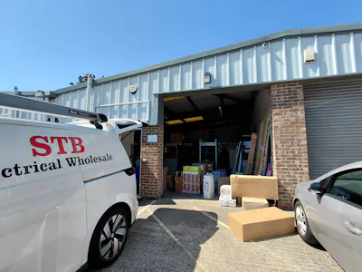 Unit 3 West Howe Industrial Estate, Elliott Road, Bournemouth, Industrial / Warehouse To Let - 20260812_141030.jpg