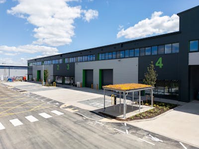 Unit 2, Metroplex Park, Tolworth, Industrial / Warehouse To Let - Metroplex Drone-109.jpg