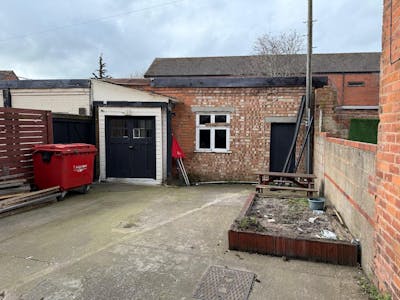 The Bridge Inn, 1 Lowesmoor Terrace, Worcester, Residential Flat / Leisure To Let - p2.jpg