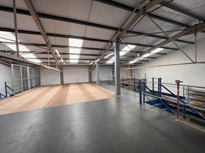 4-5 Seaton Mews, Yeovil, Industrial/Logistics To Let - IMG_2370.JPG