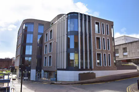 Francis Bacon House, Jubilee Square, Victoria Street, St Albans, Office To Let - JubileeSquareBack_1.jpg