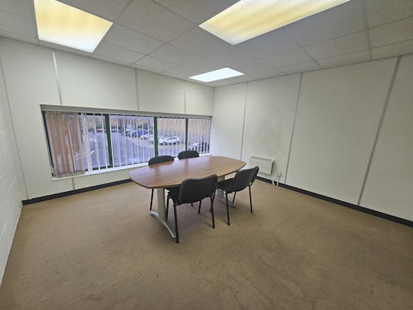 Unit 2 AMC Business Centre, Park Royal, Industrial / Warehouse To Let - 6.jpg