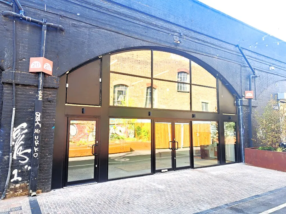 Arch 19, Bohemia Place - HKC02014_UNIT_19_ARCH_183_BOHEMIA_PLACE_WEB (1) - Edited.jpg