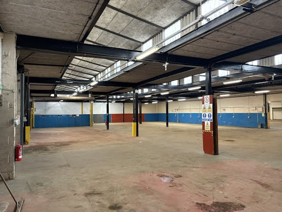 Former HSS Hire Unit, Edinburgh Way, Harlow, Industrial To Let - IMG_0493.jpg