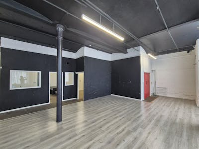 2a, Hallam Mill, Stockport, Industrial/Logistics / Leisure / Retail To Let - 20250812_134735.jpg