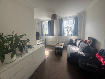 82-84 Seven Sisters Road, Holloway, Investment For Sale - 2.jpg