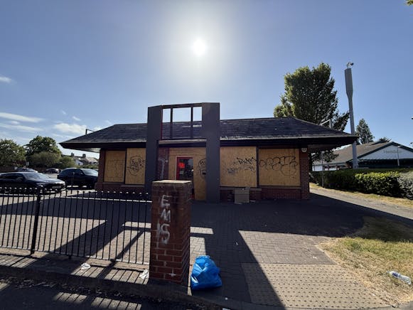 Drive Thru' Opportunity, 177 Beverley Road, Hull, Other / Restaurant / Cafe To Let - IMG_3573.jpg