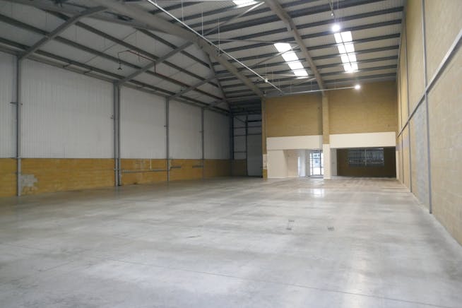 Unit 1 Ascent Park, Edinburgh Way, Harlow, Industrial To Let - P1060093.JPG