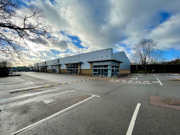 Roebuck Trade Park, Stevenage, Industrial To Let - Image 2