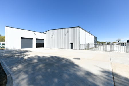 Aylesbury Enterprise Park, Stocklake, Industrial / Trade Counter / Warehouse / Workshops To Let - AylesburyEnterpriseUnits1-11_HighRes-27.jpg