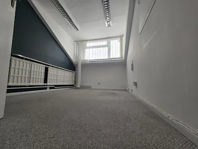 Barringtons, Rayleigh, Office Lease Assignment - WhatsApp Image 2026-10-05 at 17.25.08 (4).jpeg