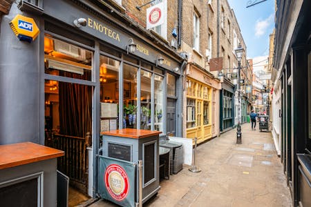 8 Artillery Passage, London, Leisure For Sale - Artillery Psg 8  Low Res 16.jpg