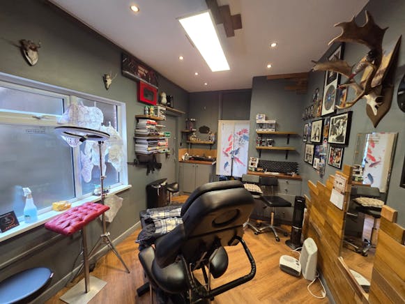 339 Eastwood Road North, Leigh-on-Sea, Retail To Let - WhatsApp Image 2026-02-18 at 11.28.35 (2).jpeg