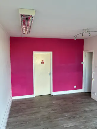 10 Lewis Road, Gravesend, Retail To Let - 4.jpg