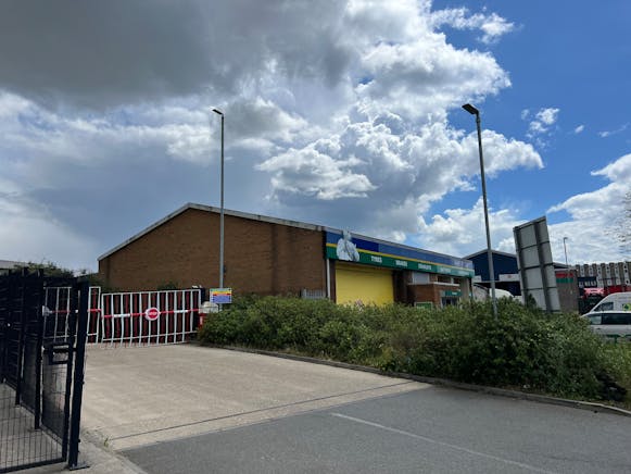 Former ATS Centre, Slough, Industrial For Sale - tempImagePmFQtK.jpg Former ATS Centre, Slough, Industrial For Sale - tempImagePmFQtK.jpg